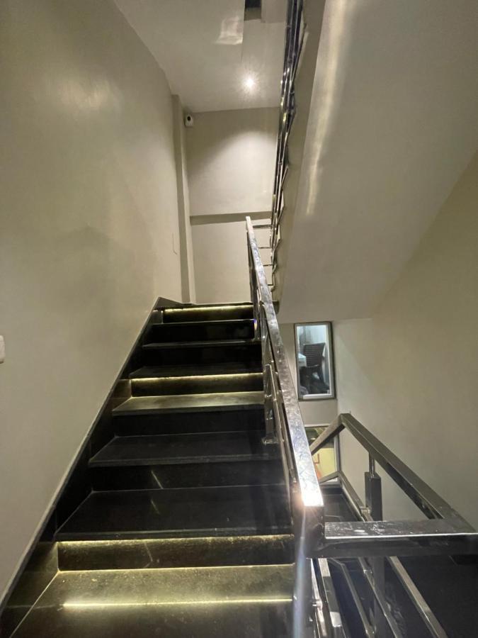 Vishwanath Inn Varanasi Exterior photo
